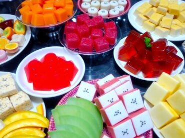 จัดเลี้ยงอาหารว่างและขนมหวานหลากหลาย